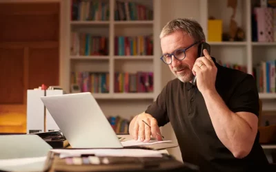 La consolidación del trabajo en remoto y la productividad de los empleados. Control de trabajadores teletrabajando.